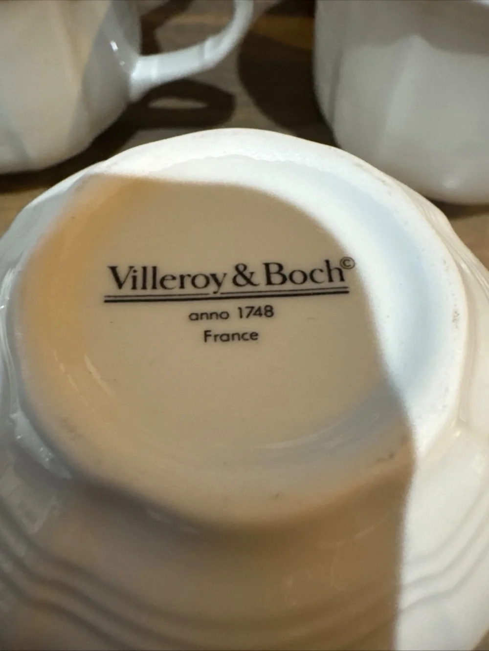 Set Of 23 Villeroy & Boch Luxembourg Tea Cups & Saucers Off- White